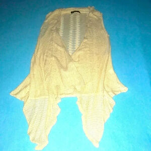 ORIGAMI by Vivien cream color knit sleeveless cardigan waterfall front size S-M